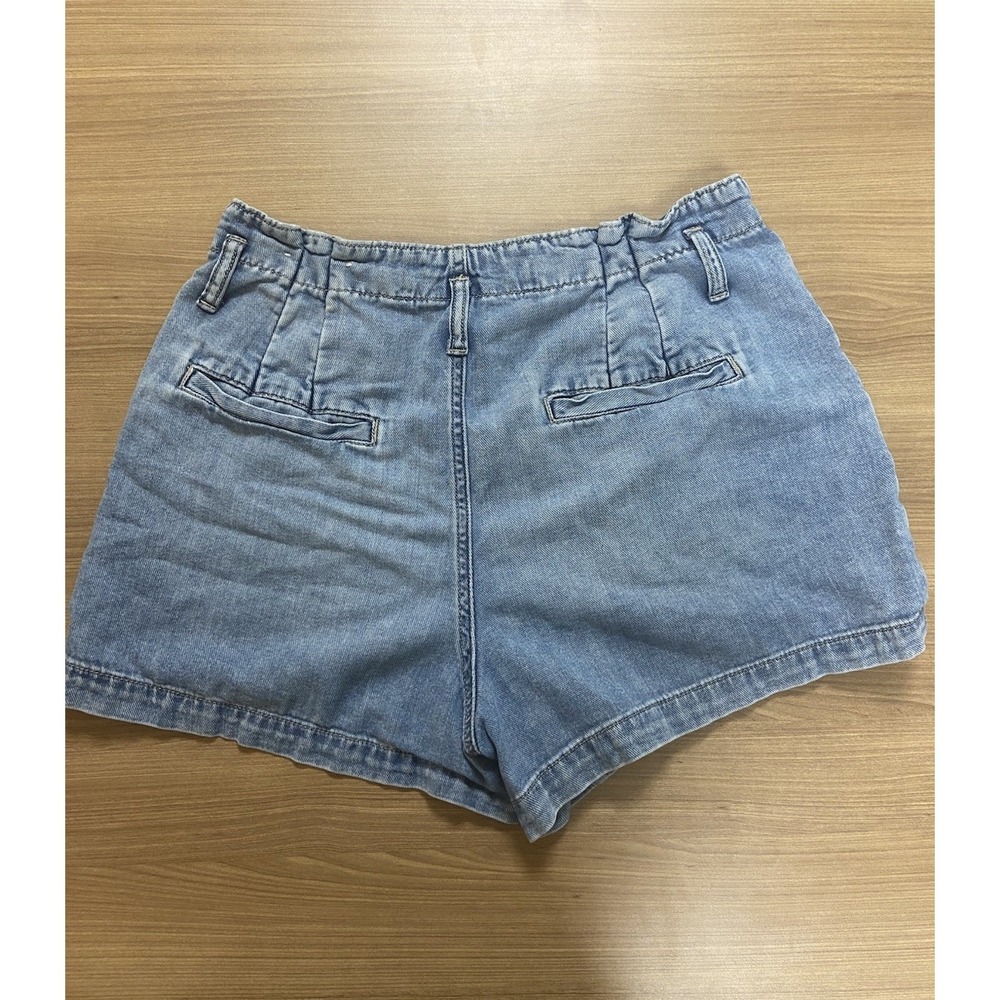 American Eagle Jean Mom Shorts Womens 10 High Rise Denim Relaxed Pleated Casual - Picture 2 of 11